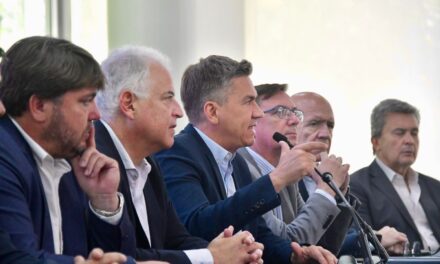 EMERGENCIA ENERGÉTICA: EL GOBIERNO PROVINCIAL FIRMÓ CONVENIOS PARA LA CONTRATACIÓN DE GENERADORES DIESEL