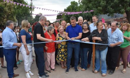 MÁS PAVIMENTO Y CONECTIVIDAD PARA RESISTENCIA: EL GOBERNADOR ZDERO HABILITÓ NUEVAS CUADRAS EN VILLA SAN MARTÍN
