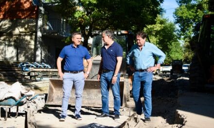 RESISTENCIA: EL GOBERNADOR ZDERO CONSTATÓ EL AVANCE DEL PLAN DE BACHEO