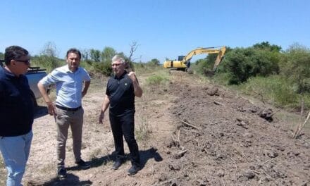 RIACHO ARAZÁ Y CANAL AEROPUERTO: EL GOBIERNO PROVINCIAL AVANZA EN EL MANTENIMIENTO DE DRENAJES PLUVIALES EN EL ÁREA METROPOLITANA